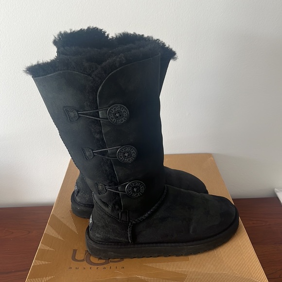 UGG Black Tall Bailey Boots - Picture 3 of 5